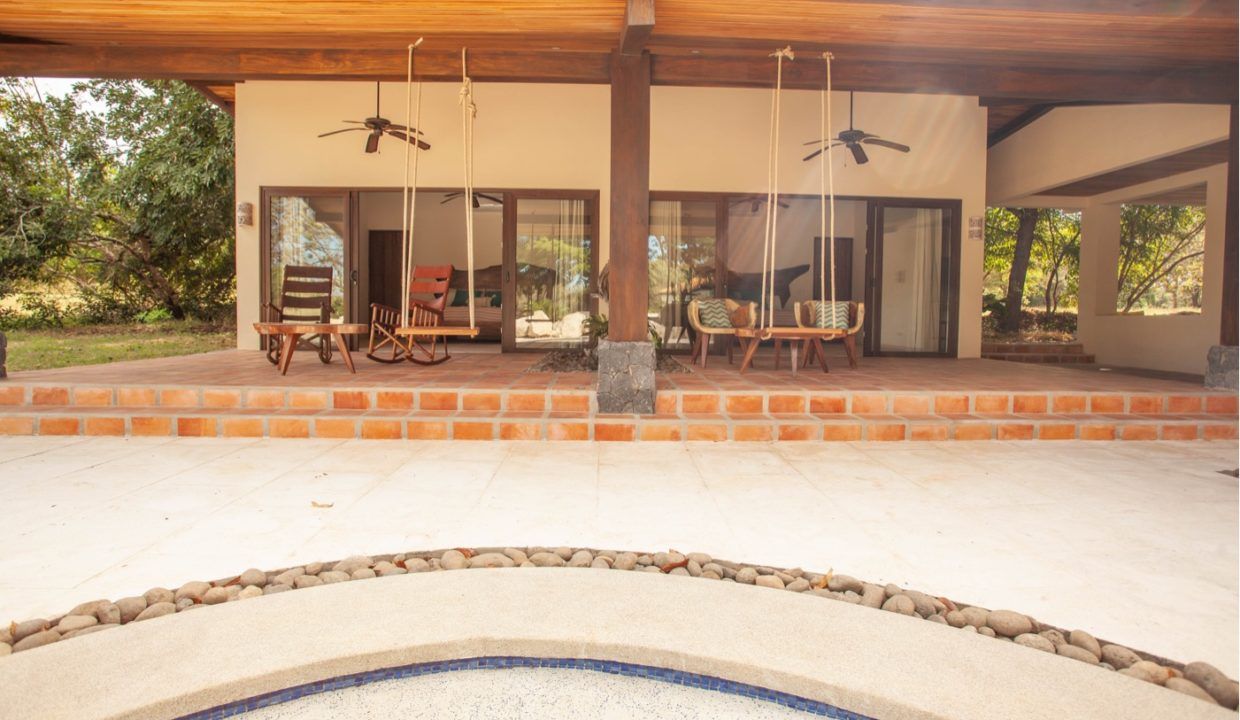 The Pinnacle of Indoor : Outdoor Living in Hacienda Pinilla 7