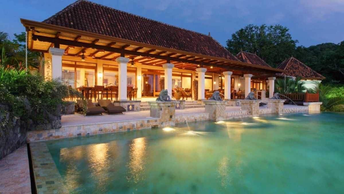 Balinese Design Luxury Villa in the Hills of Tamarindo