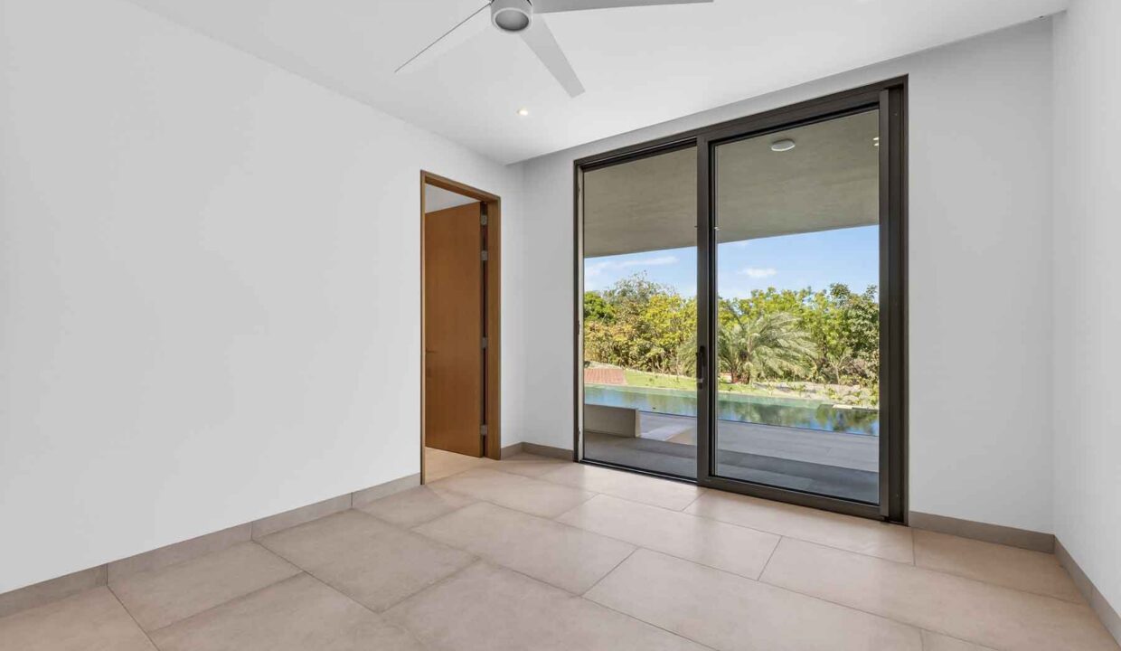 El Tesoro 24 Tamarindo 25