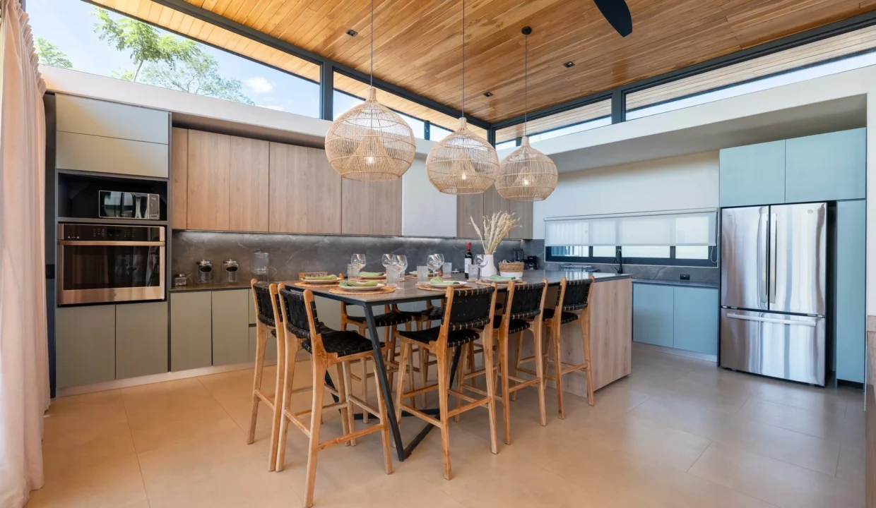 Modern Beach Retreat 1