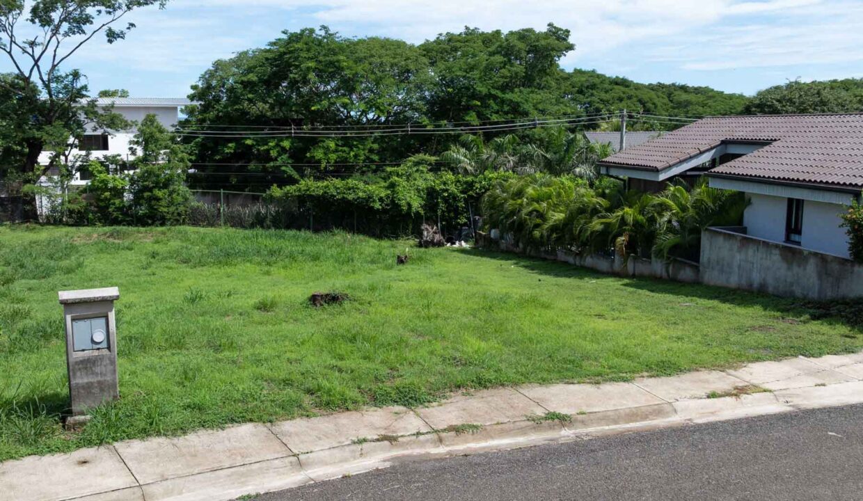 Lote-6-Los-Árboles 3