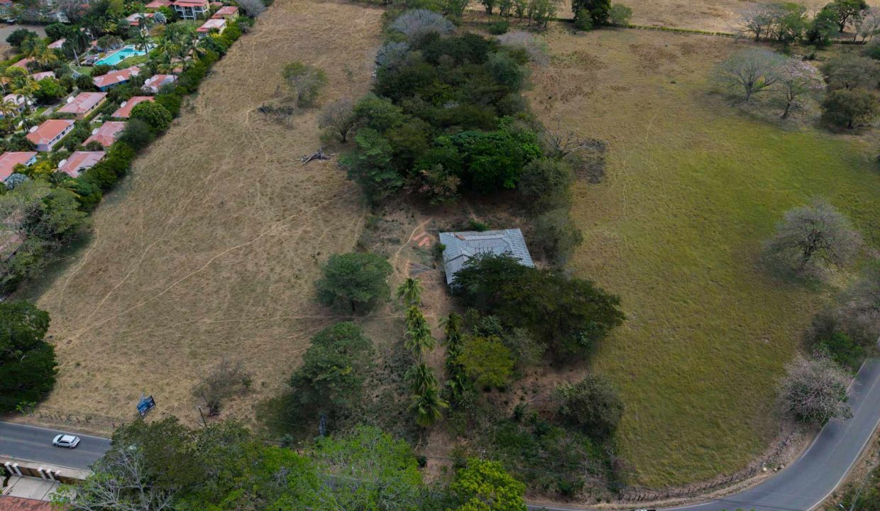 Mixed Use Property Potrero 3