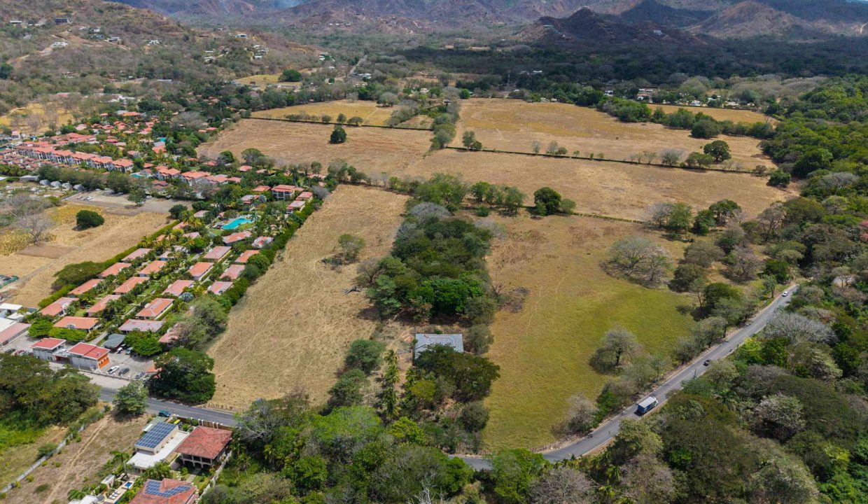 Mixed Use Property Potrero 4