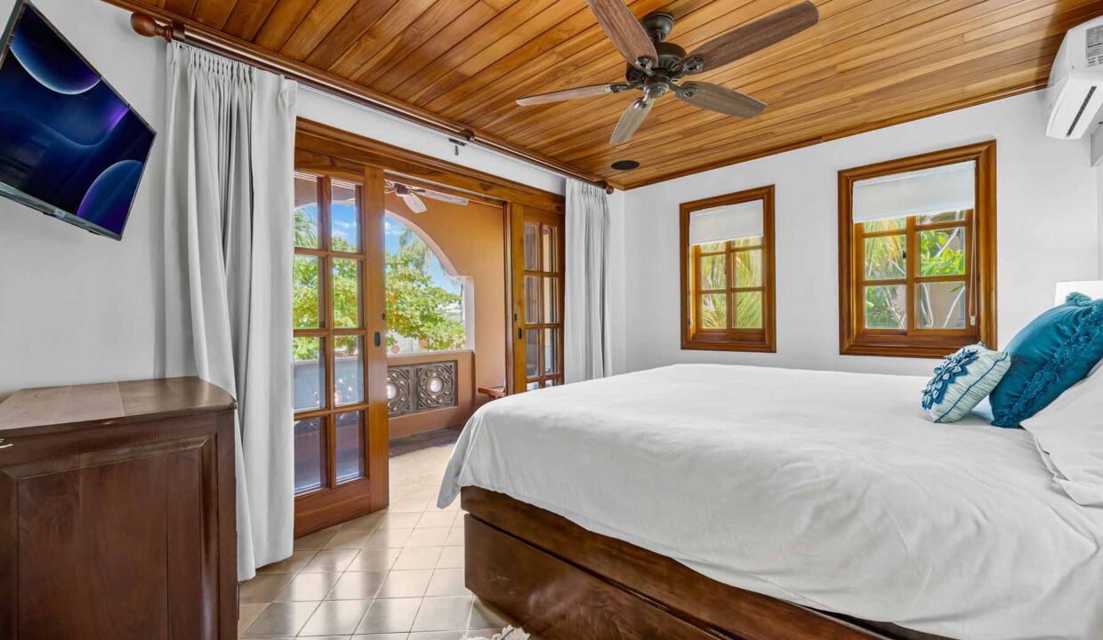Courtyard-Villa-6