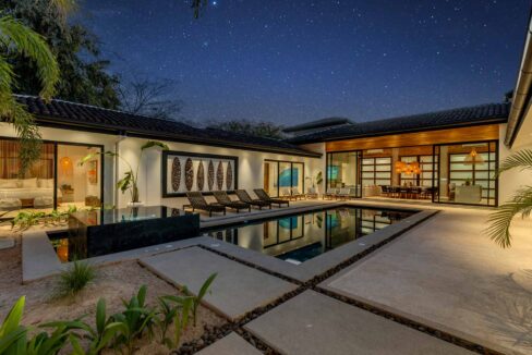 Villa Blanca 2